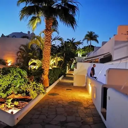 Adeje Paradise Апартаменты